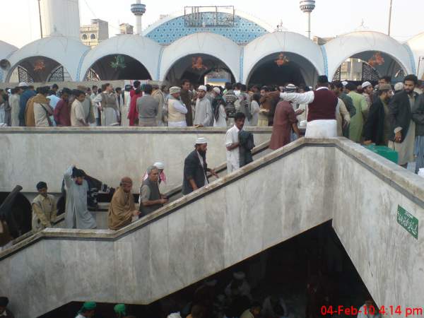 Data Darbar 966th Urs Photos On 3 feb 2010 By DataGanjBakhsh.Com 0020.jpg